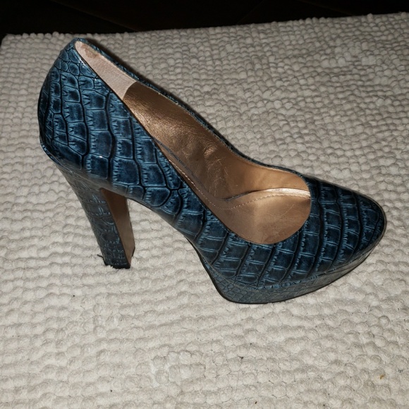BCBGeneration High Heels - Picture 1 of 4